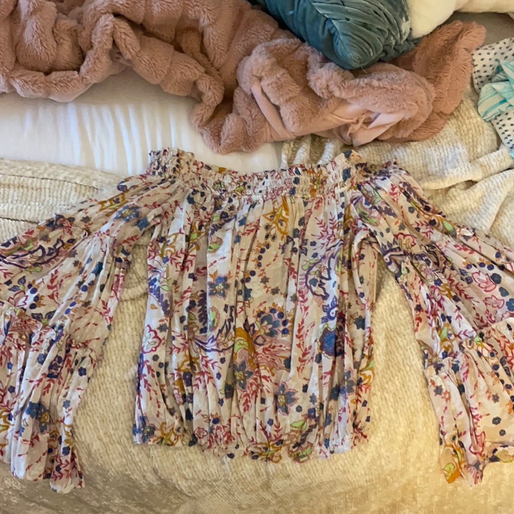 Free People flowy sleeve top